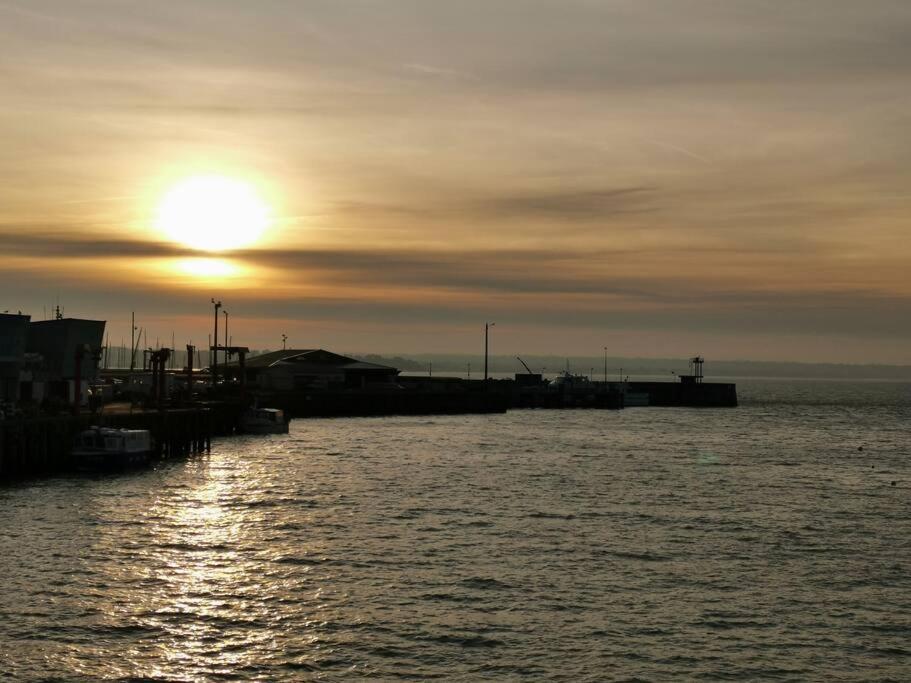 Villa Charme Et Zenitude, Avec Vue Exceptionnelle Sur Le Port Granville Exterior foto